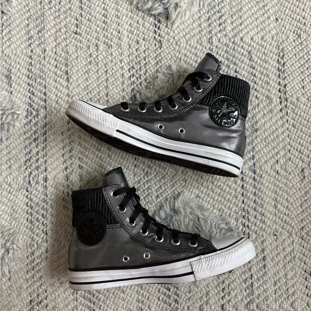Converse - Picture 3 of 9